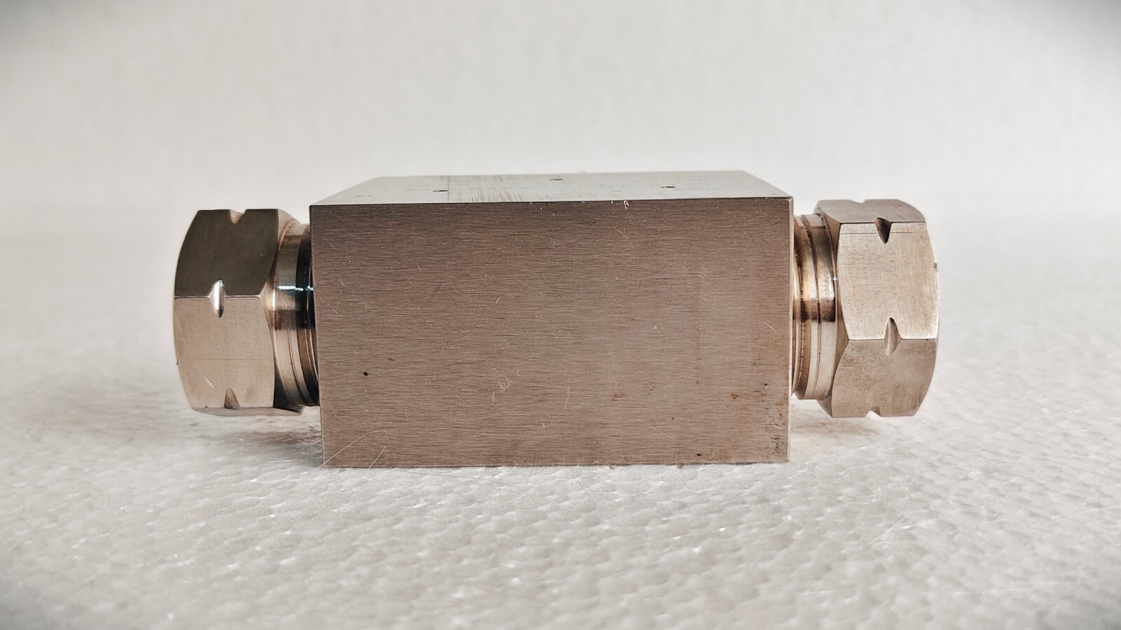 admin/uploads/uploads/Autoclave Engineers ct9990_3.webp